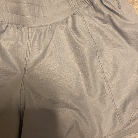 Lululemon hotty hot shorts - Picture 2 of 3